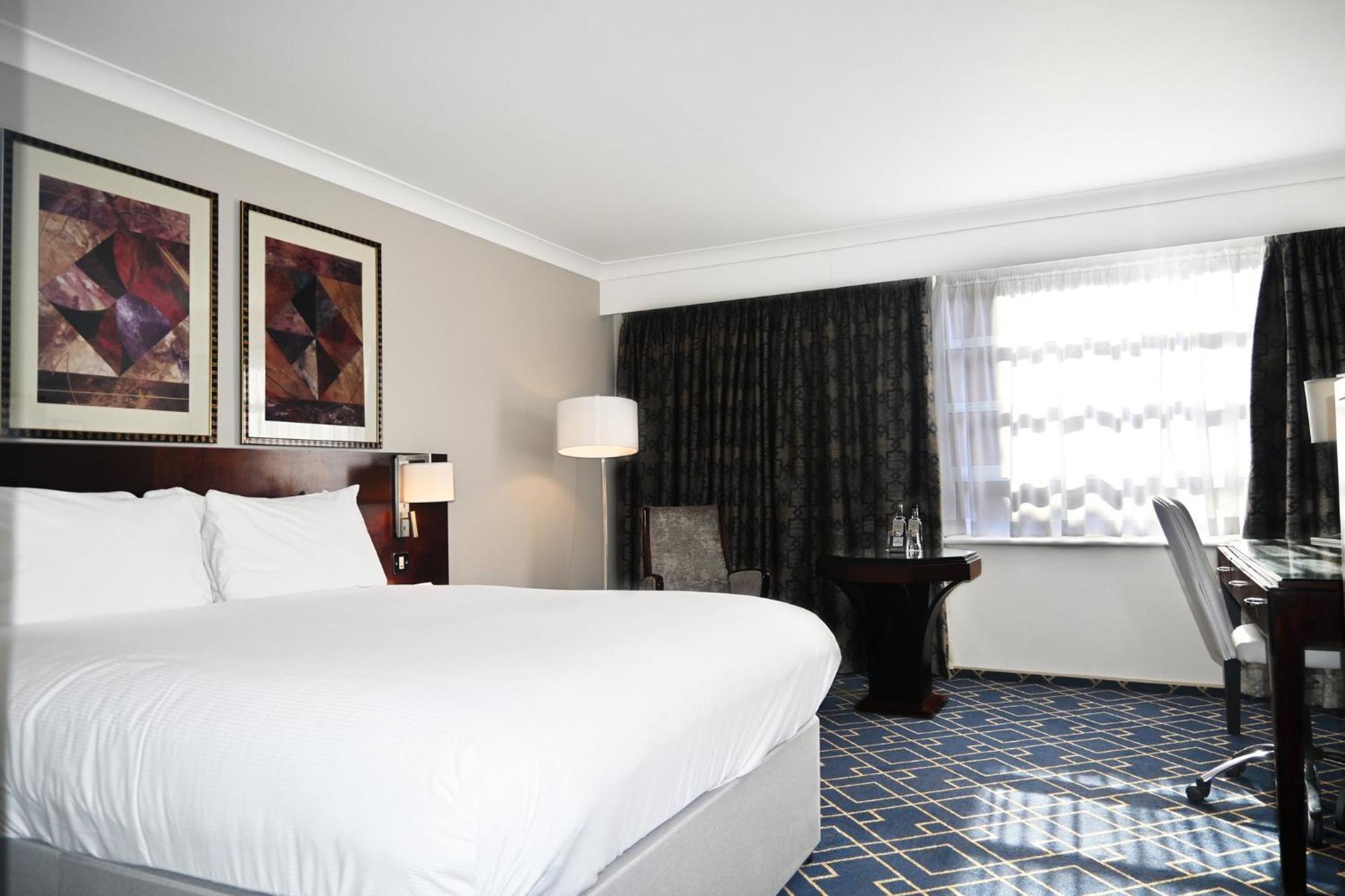 Crowne Plaza Liverpool - John Lennon Airport By Ihg Kültér fotó